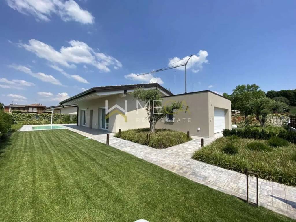 Villa a Cavaion veronese in Via Tacconi No Number - Foto 2