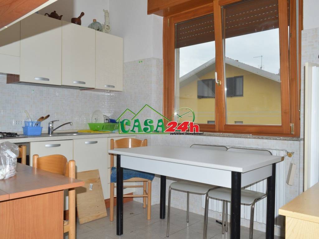 Appartamento a Saronno in Via Galileo Galilei - Foto 5