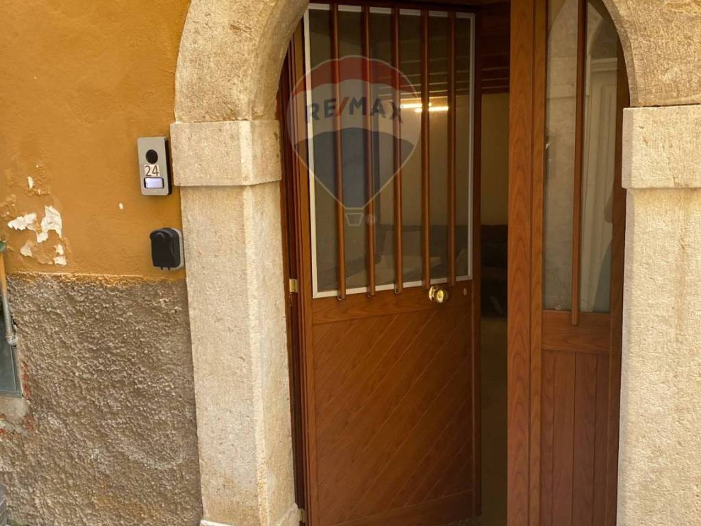 Appartamento a Gaeta in Via Indipendenza Vico 11, 24 - Foto 2