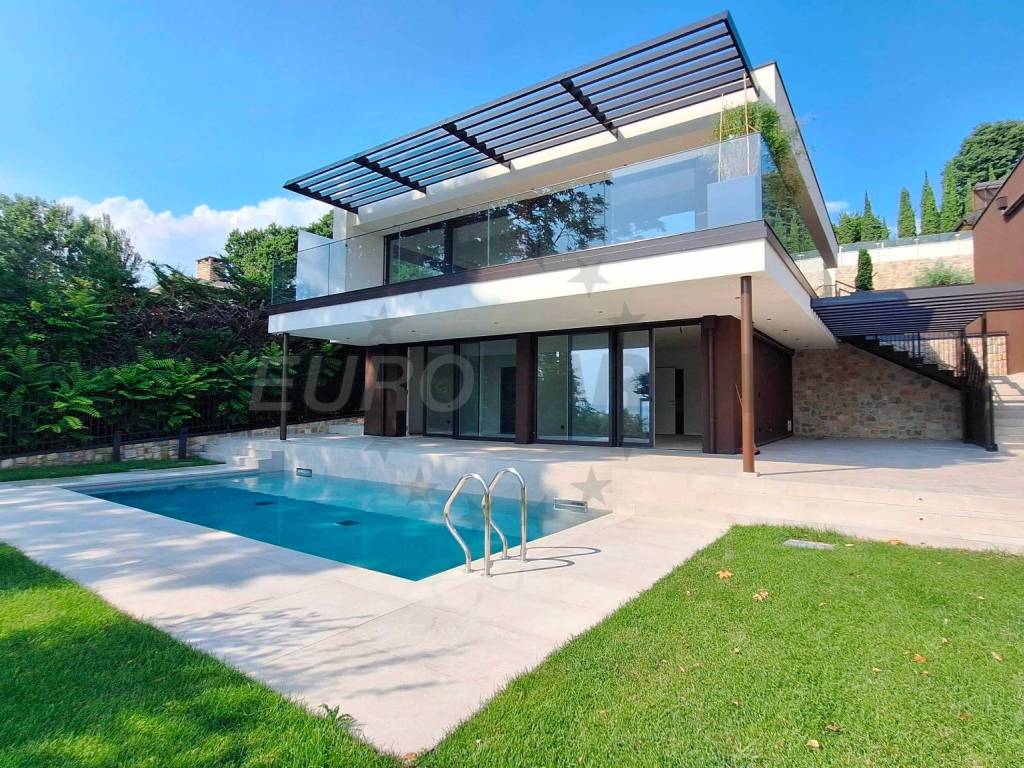 Villa a Bardolino in Strada Alzeroni - Foto 2