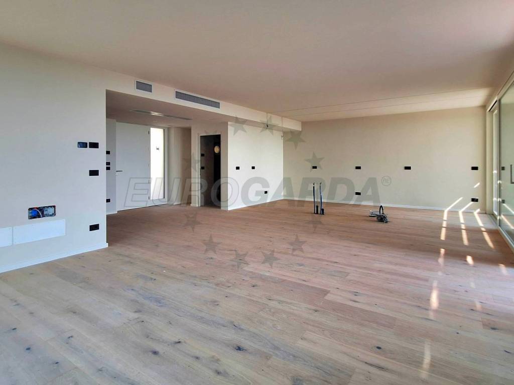 Villa a Bardolino in Strada Alzeroni - Foto 4