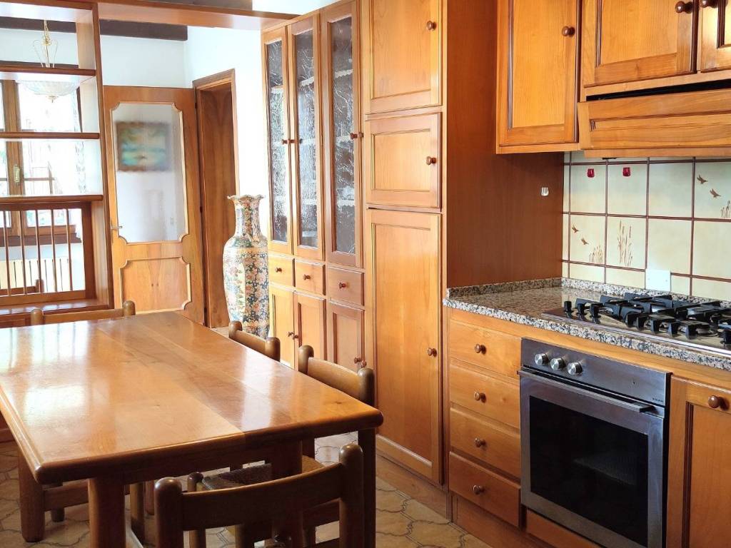 Villa a Castelgomberto in Via Capovilla - Foto 4