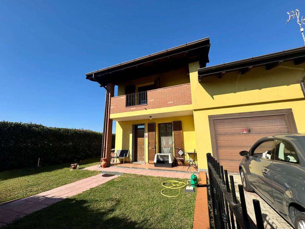 Villa a Albuzzano in Viale Lodi, 1 - Foto 2