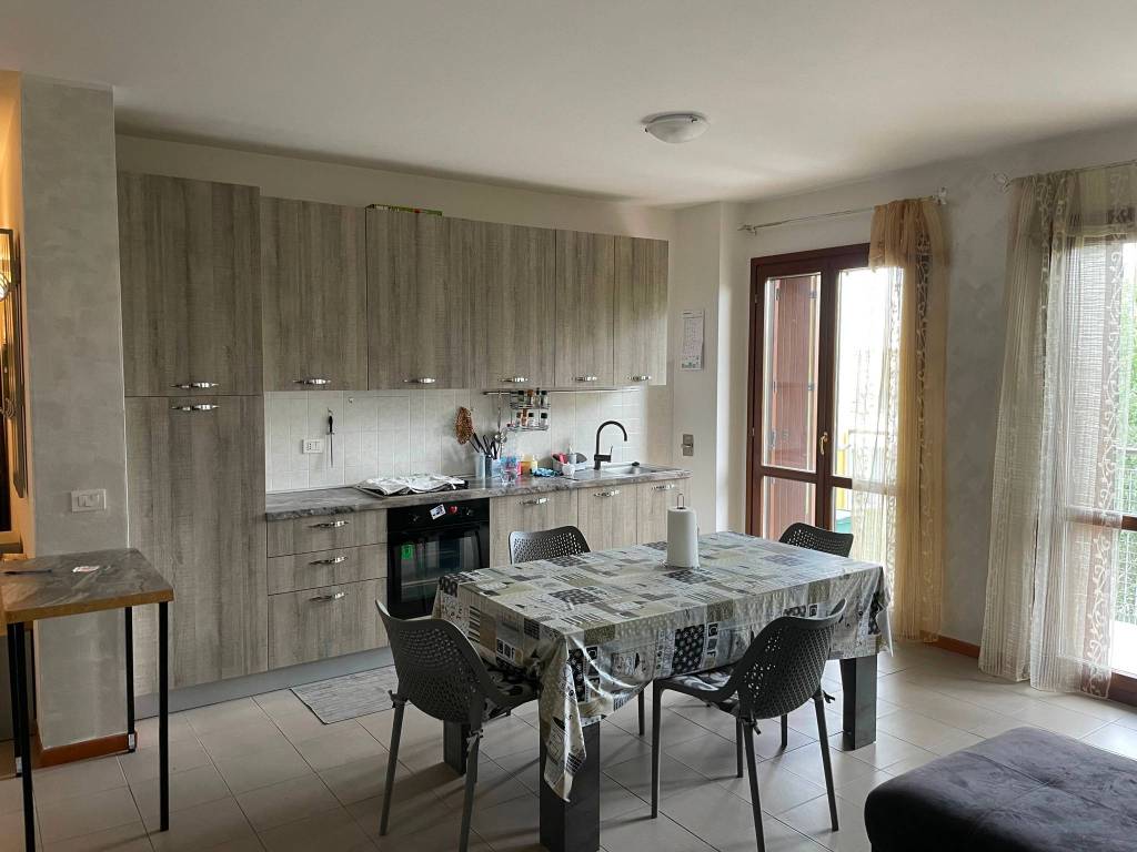 Appartamento a Mantova in Via Giorgio Gaber, 3 - Foto 2