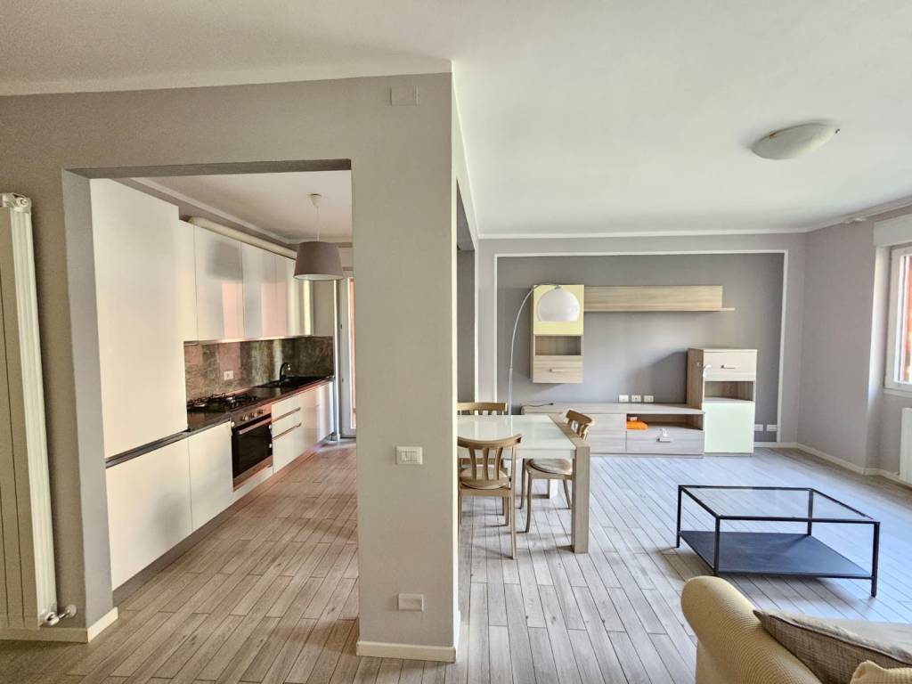 Appartamento a Cernobbio in Viale Giacomo Matteotti - Foto 2