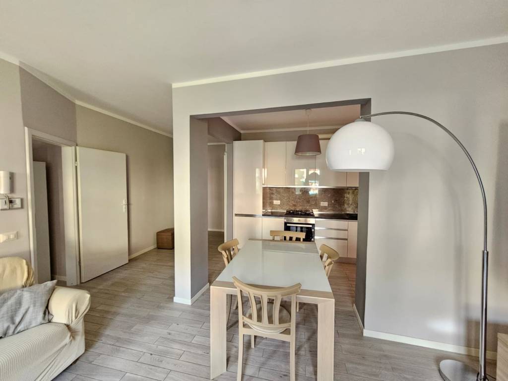 Appartamento a Cernobbio in Viale Giacomo Matteotti - Foto 4