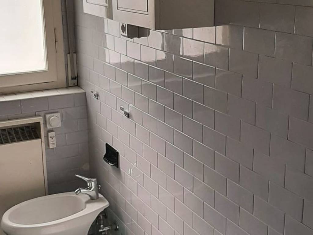 Appartamento a Casalecchio di reno in Via dei Carracci, 14 - Foto 3