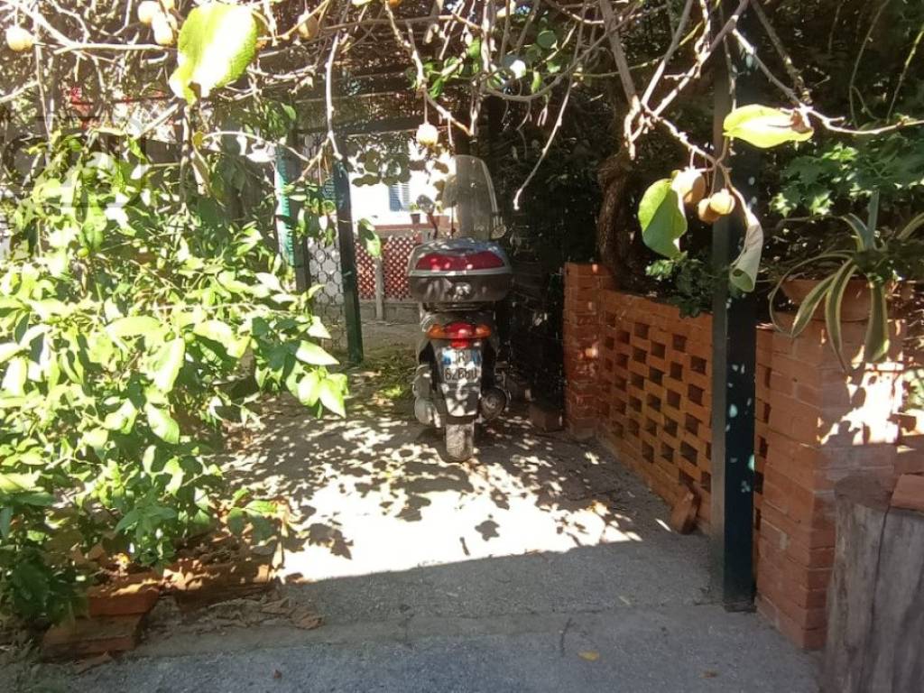Appartamento a Pescia in Via Pesciatina - Foto 4