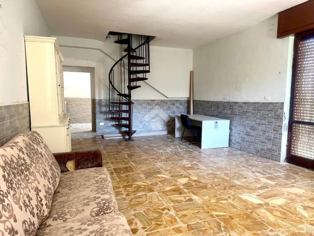 Villa a Castel volturno in Viale a. beato - Foto 4