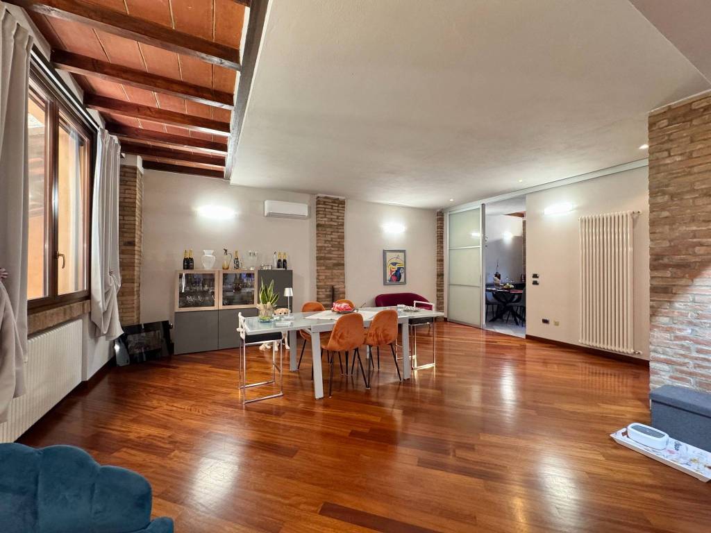 Appartamento a Montechiarugolo in Strada Pecorile - Foto 4