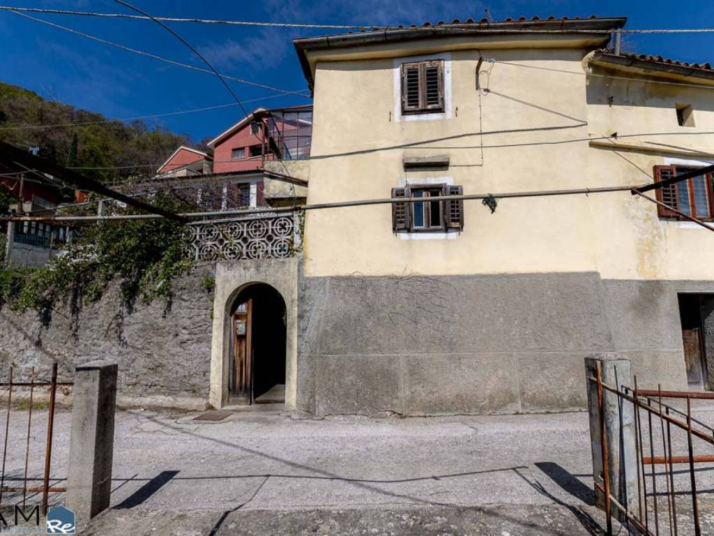 Villa a Trieste in VIA BAIARDI, 88 - Foto 3