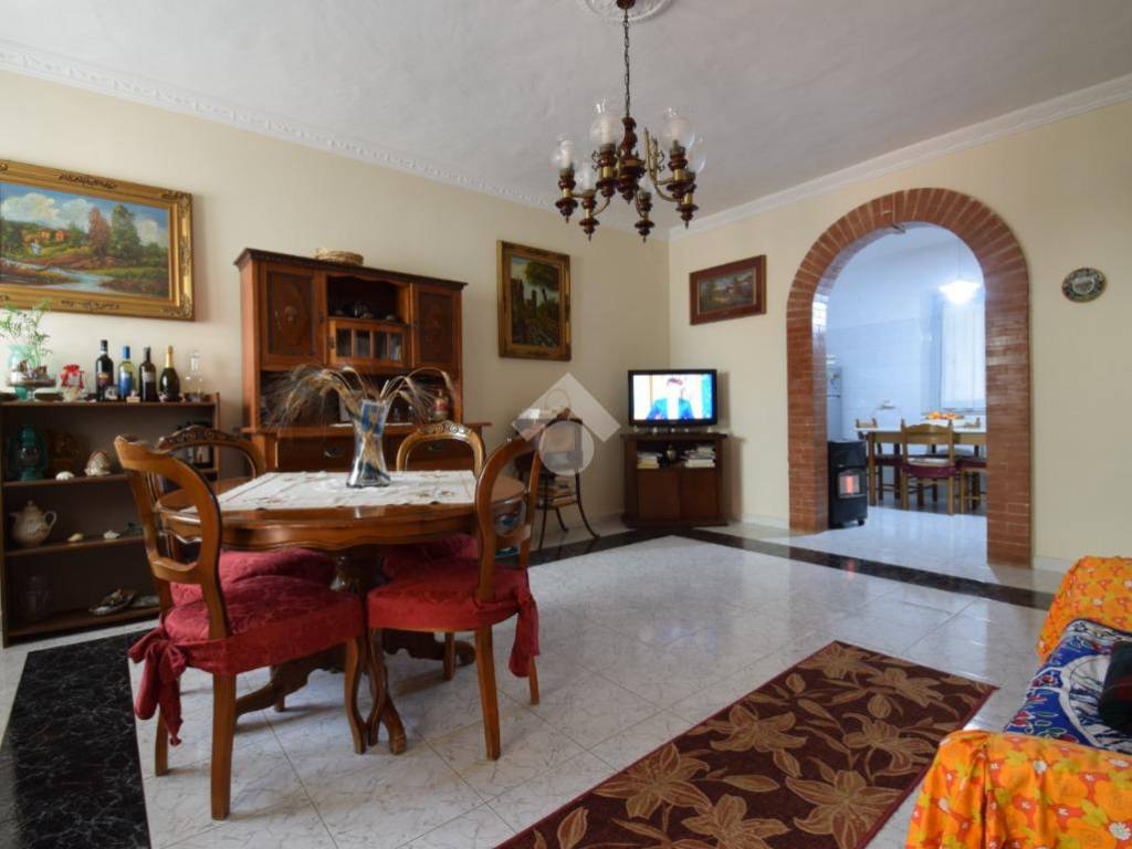 Casa indipendente a Sant'agata de' goti in Via Bagnoli, 130 - Foto 2