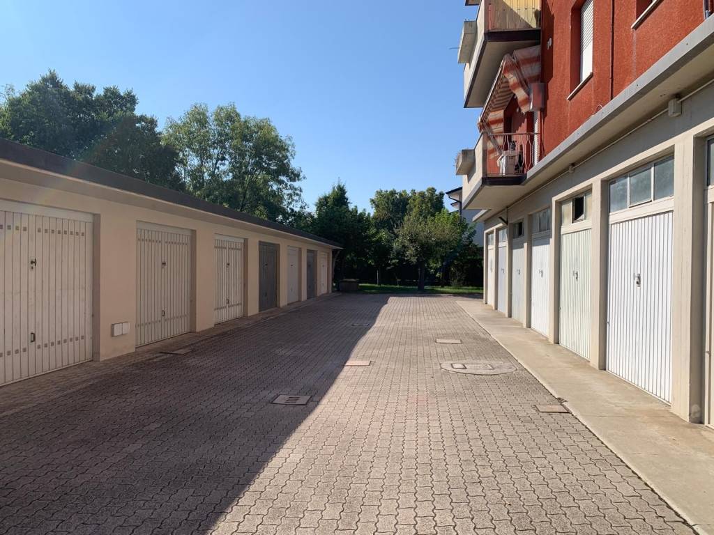 Box / garage a Molinella in Via Giuseppe Verdi - Foto 3