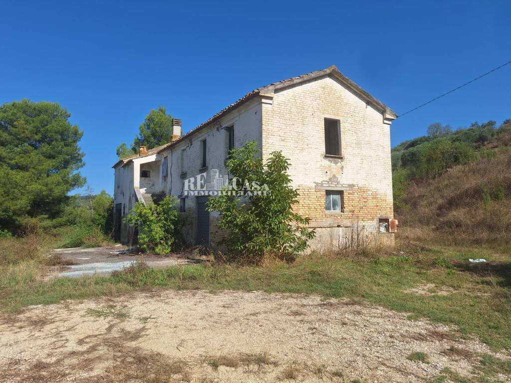 Rustico / casale a Monsampolo del tronto in contrada Collelungo - Foto 4