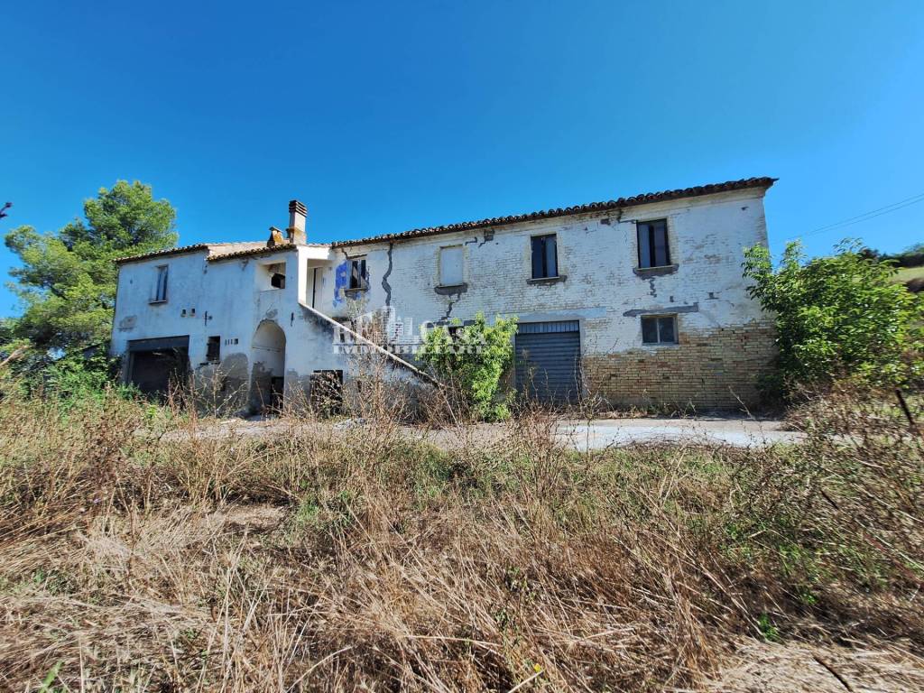 Rustico / casale a Monsampolo del tronto in contrada Collelungo - Foto 5