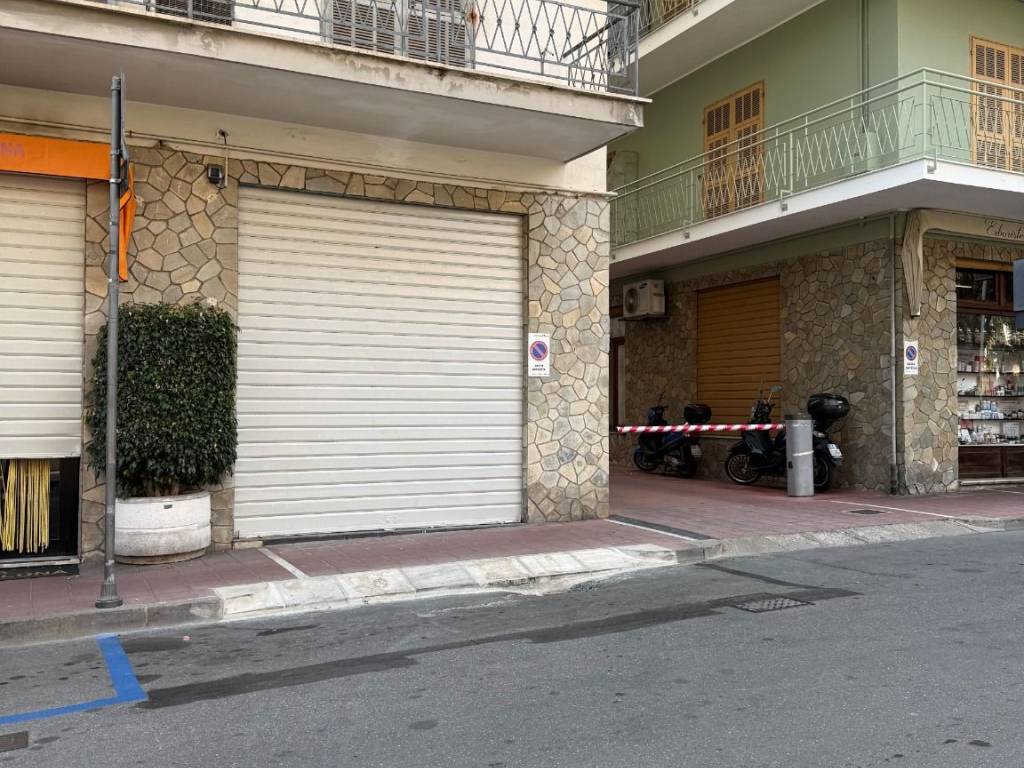 Box / garage a Taggia in Via Cristoforo Colombo, 270 - Foto 4