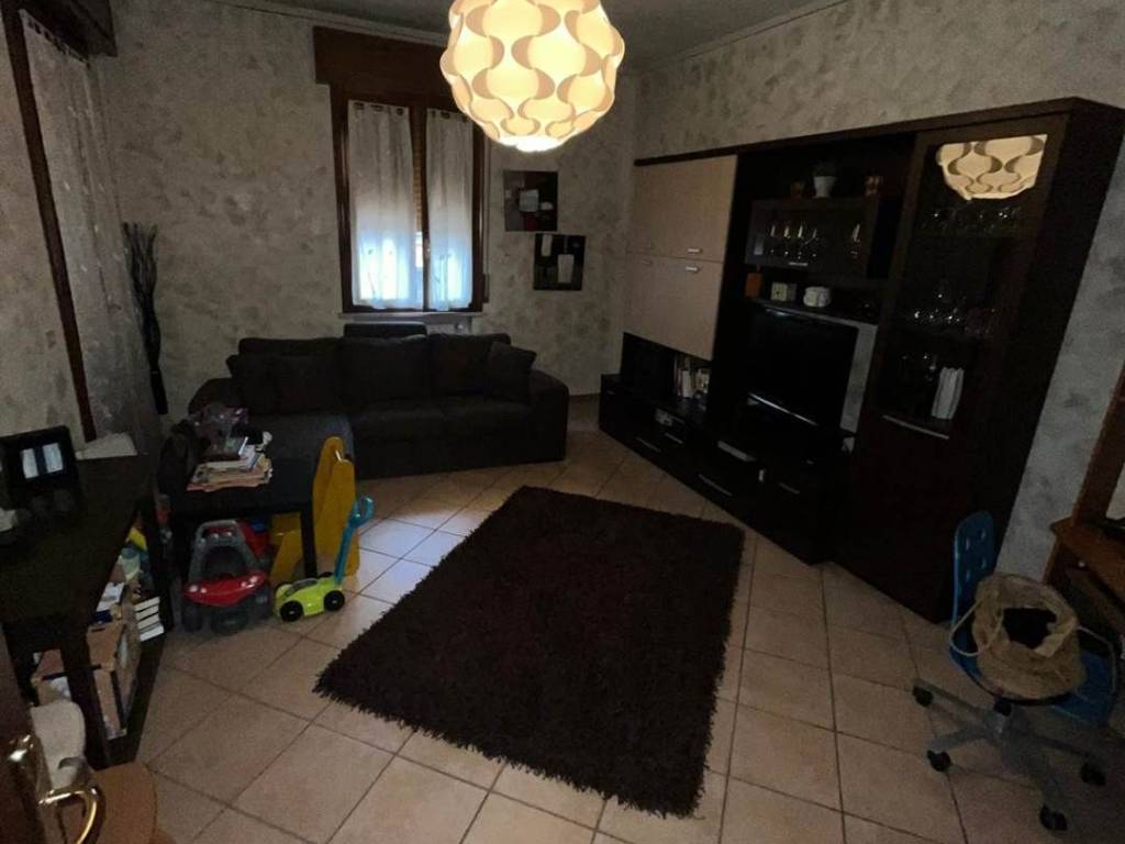 Casa indipendente a Gonzaga - Foto 2