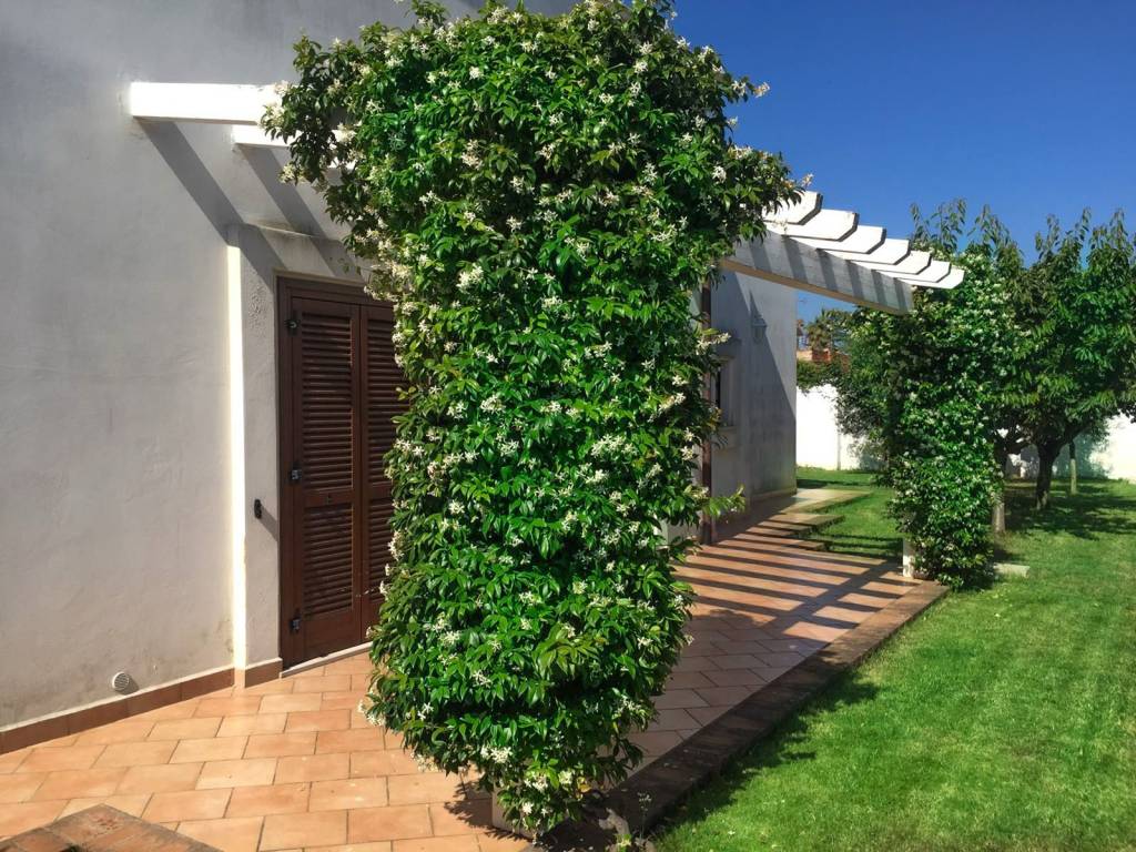 Villa a Trani in Via Capirro I - Foto 2