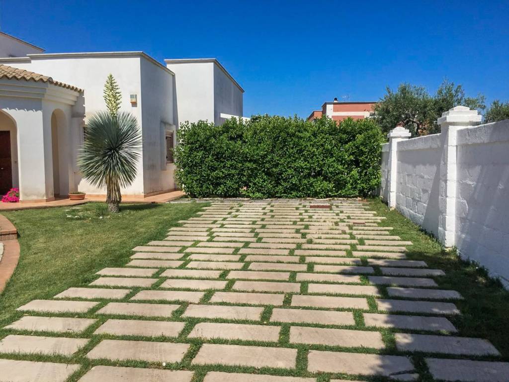 Villa a Trani in Via Capirro I - Foto 3