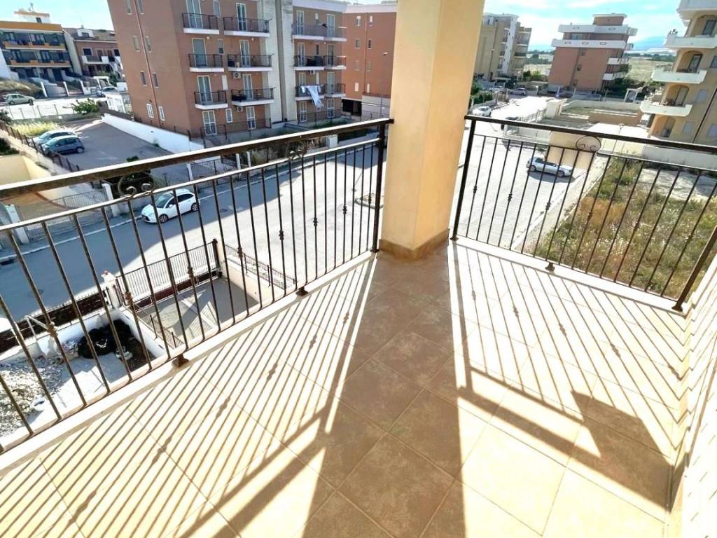 Appartamento a Manfredonia in Via Primo Levi - Foto 2