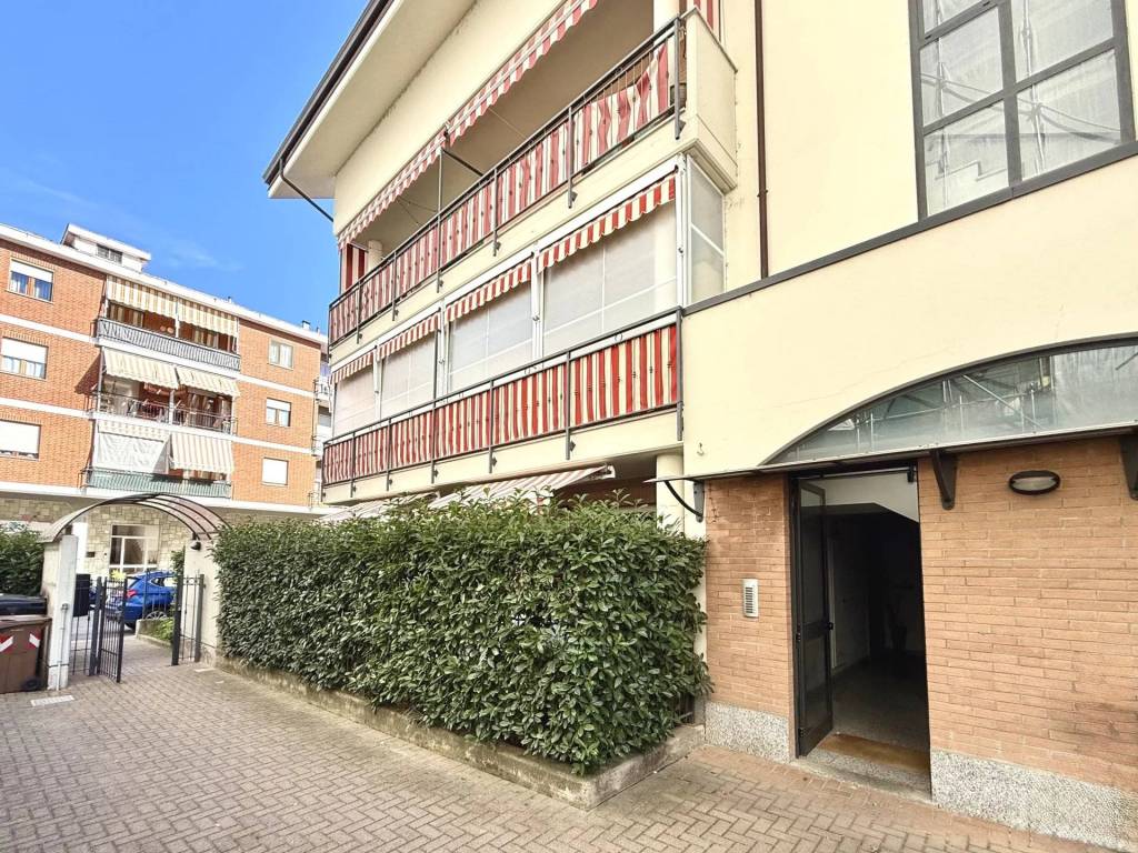 Appartamento a La loggia in Via E. Belli, 16 - Foto 2