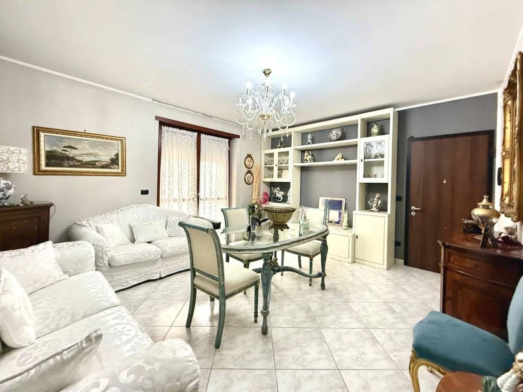 Appartamento a La loggia in Via E. Belli, 16 - Foto 4