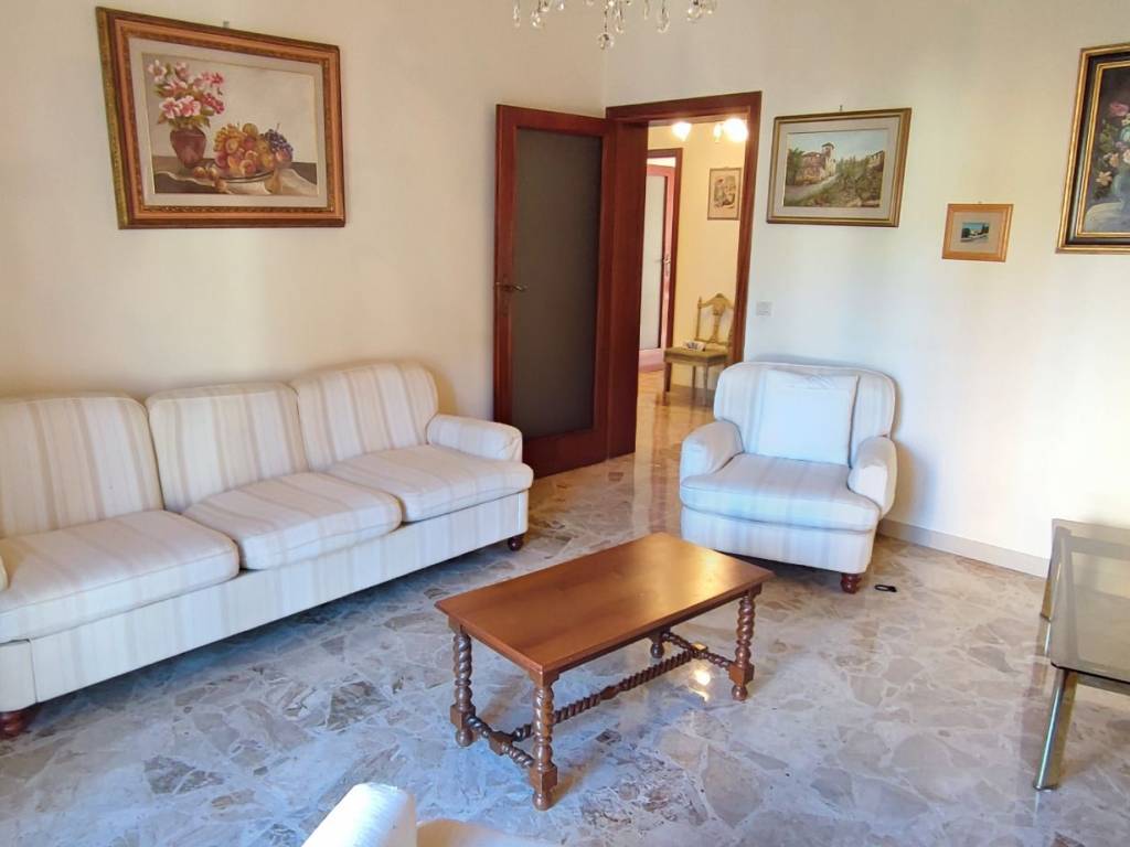 Appartamento a Bagno a ripoli in Via Tina Lorenzoni - Foto 4