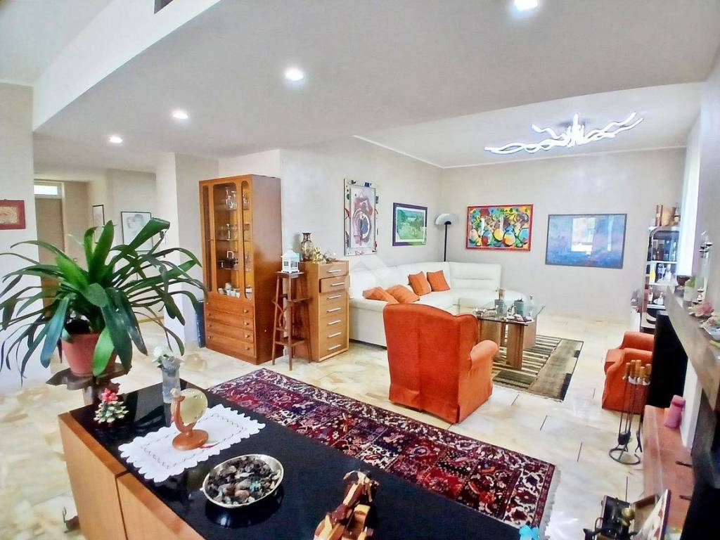Appartamento a Sesto calende in Via angera, 75 - Foto 5