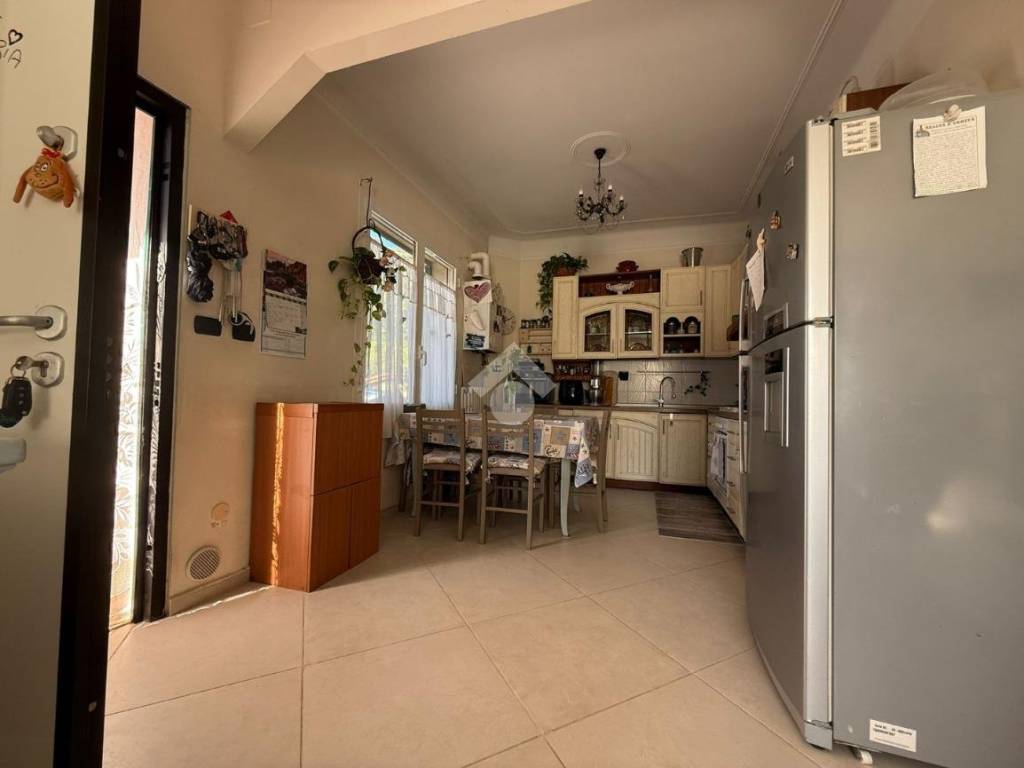 Villa a Ventimiglia in VIA GALLARDI, 75 - Foto 4