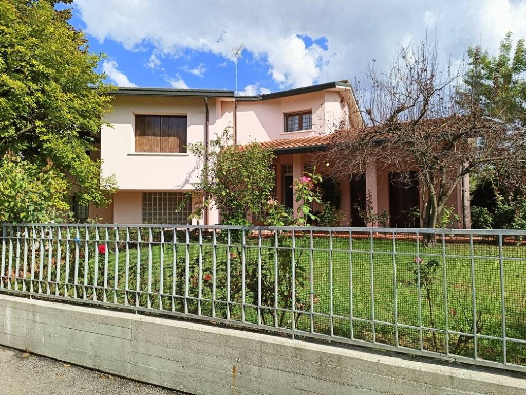 Villa a Cotignola in Via Ennio Guglielmi, 7 - Foto 3