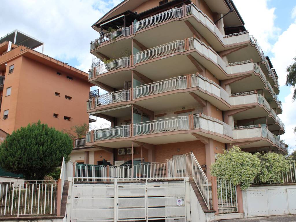 Appartamento a Cassino in Via Piersanti Mattarella - Foto 2