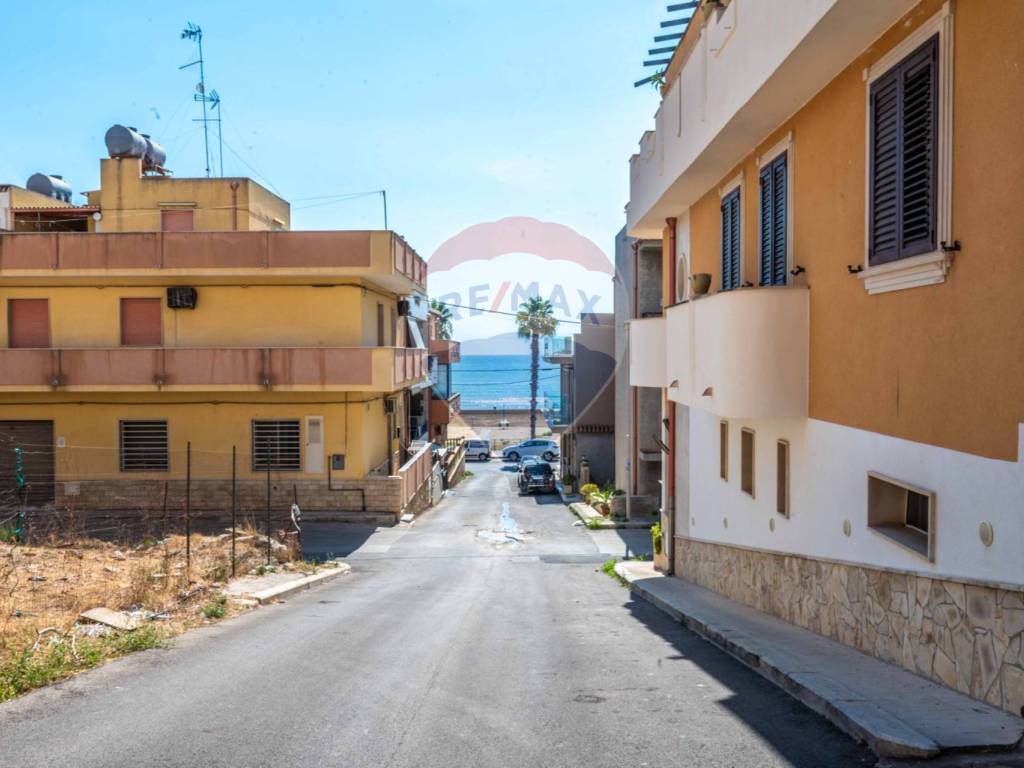 Appartamento a Pozzallo in Via Giovanni Battista Pergolesi, 13 - Foto 2