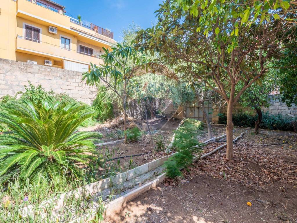 Terreno a Pozzallo in Via Giovan Battista Pergolesi, 13 - Foto 2