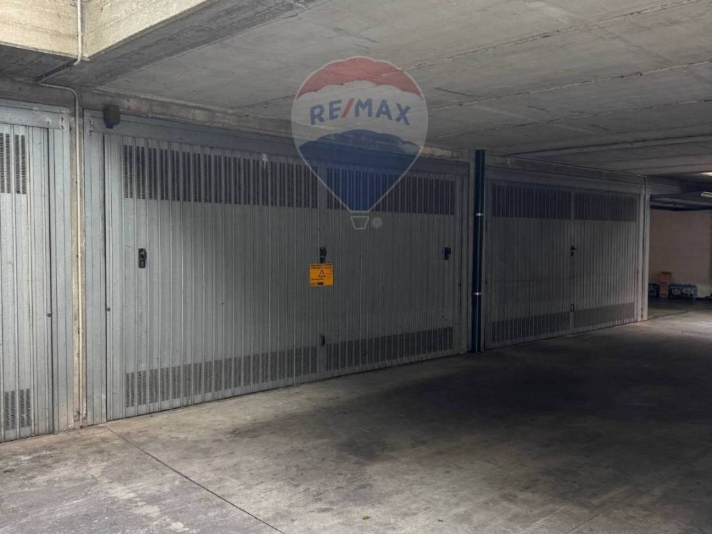 Box / garage a Cernusco sul naviglio in VIA ROGGIA RENATELLA, 2 - Foto 2