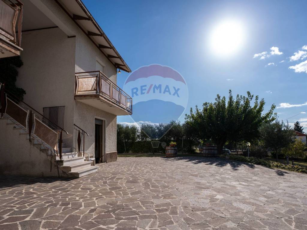 Casa indipendente a Recanati in VIA BASVECCHI - Foto 5