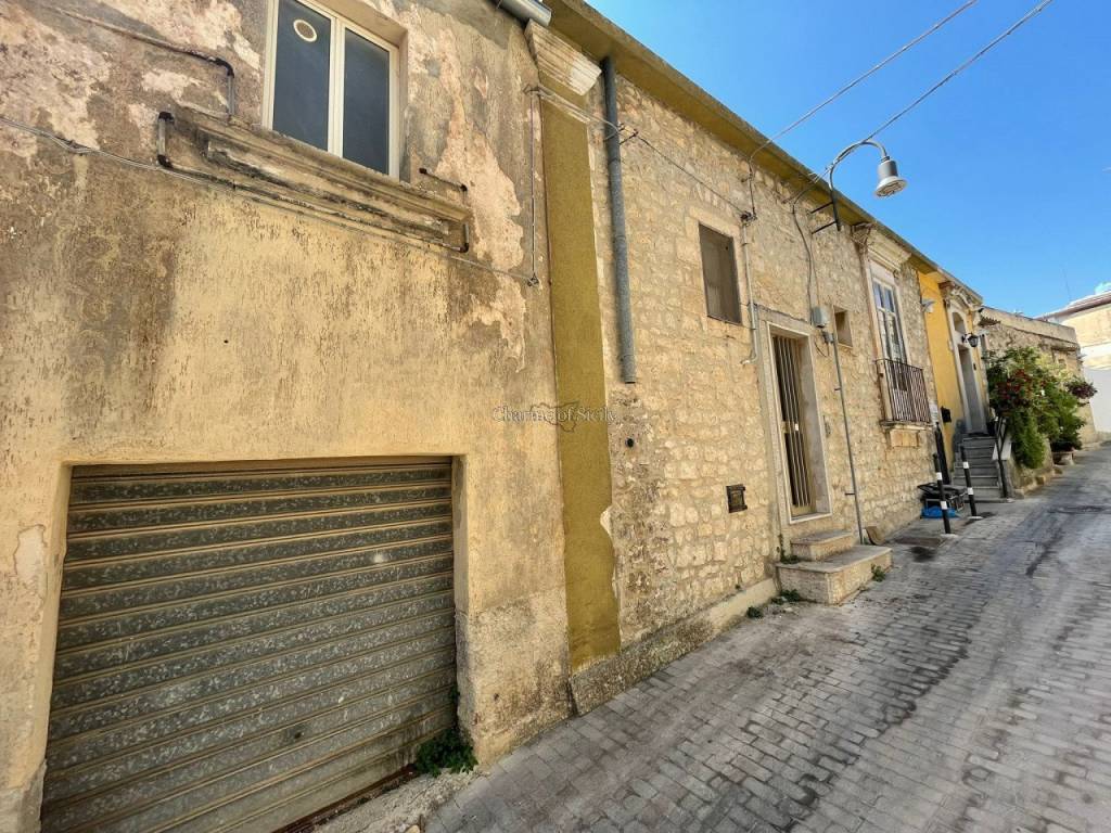 Casa indipendente a Modica in Via Lorefice - Foto 4