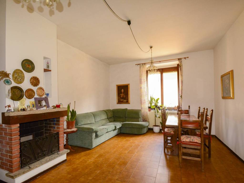 Appartamento a Morbegno in Via San Giovanni - Foto 2