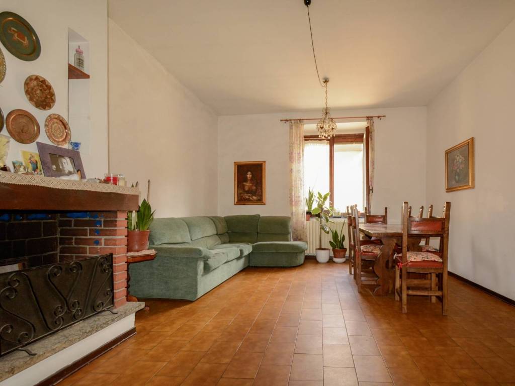 Appartamento a Morbegno in Via San Giovanni - Foto 5