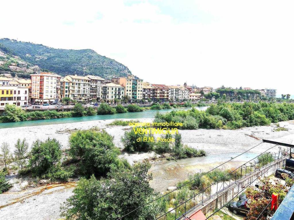 Appartamento a Ventimiglia in Via Trossarelli - Foto 3