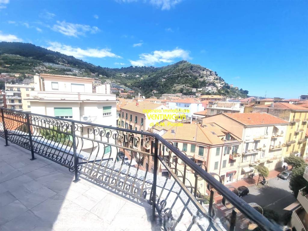 Appartamento a Ventimiglia in Via Matteotti - Foto 3