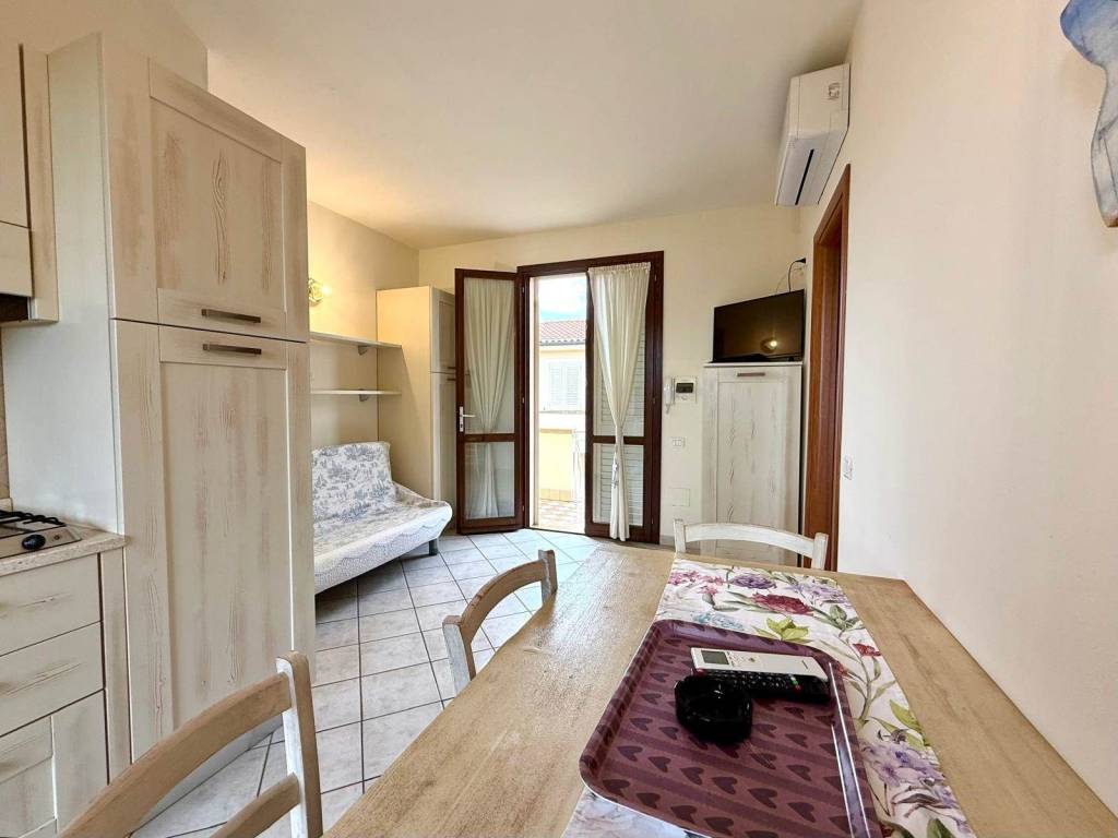 Appartamento a Rosignano marittimo in Via Valle D'Aosta, 56 - Foto 4