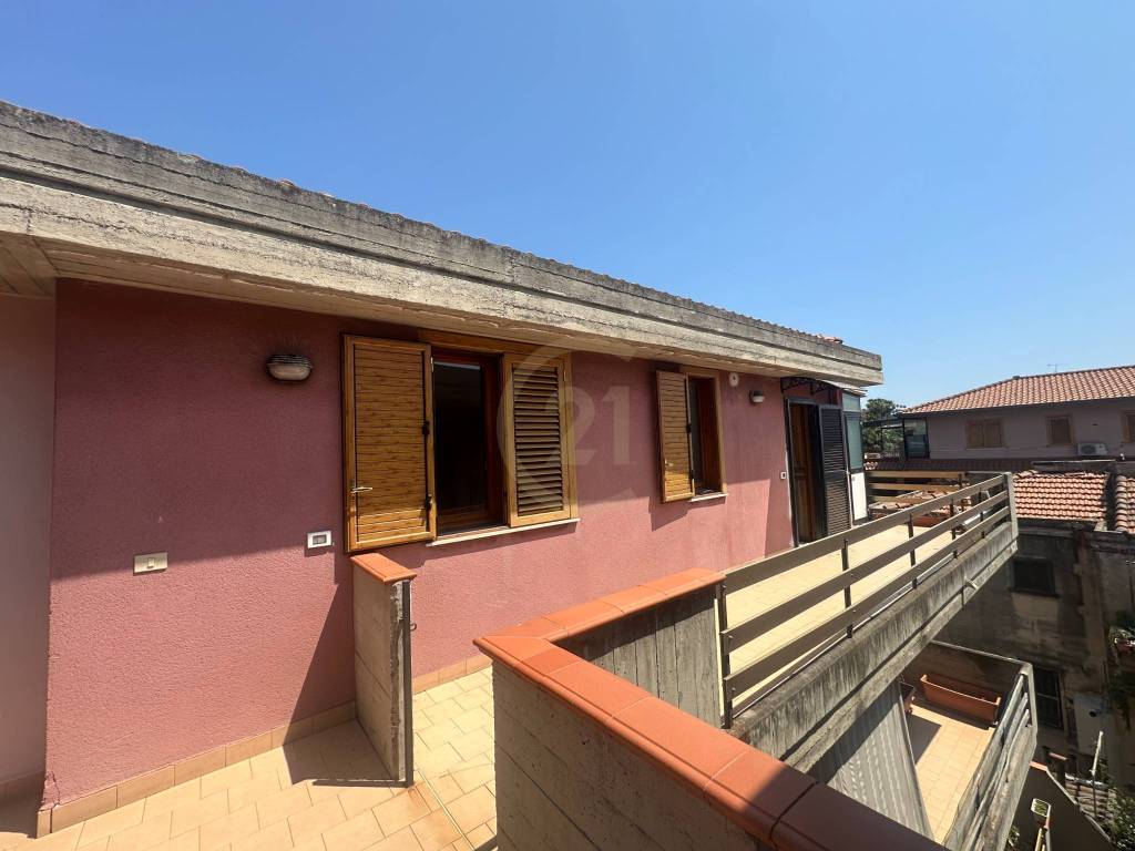 Appartamento a Aci castello in Via Re Martino, 8 - Foto 2