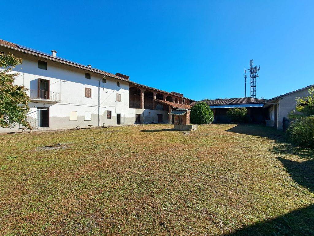 Palazzo / stabile a Greggio - Foto 3