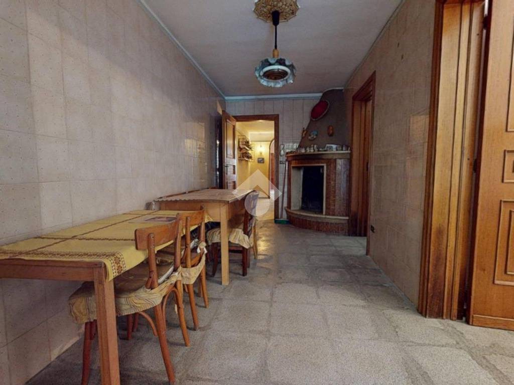 Casa indipendente a Francavilla fontana in Via Fumagalli - Foto 4
