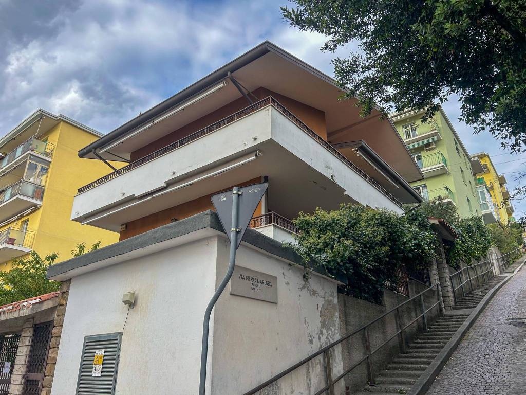 Villa a Trieste in Via Giuseppe e Luca Delmestri, 14 - Foto 3