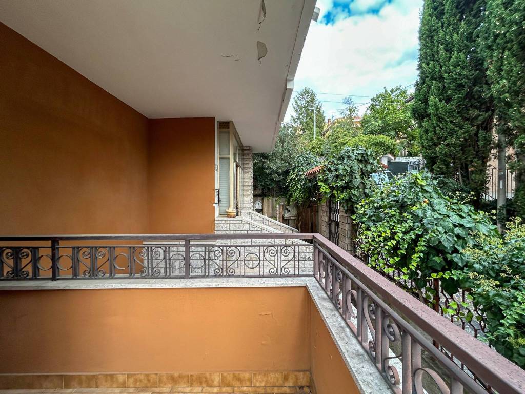 Villa a Trieste in Via Giuseppe e Luca Delmestri, 14 - Foto 5
