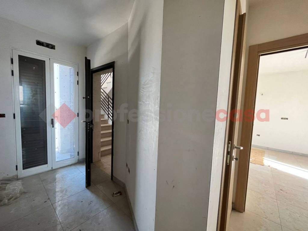 Appartamento a Manduria in Via Erodoto traversa I est, s.n. - Foto 3