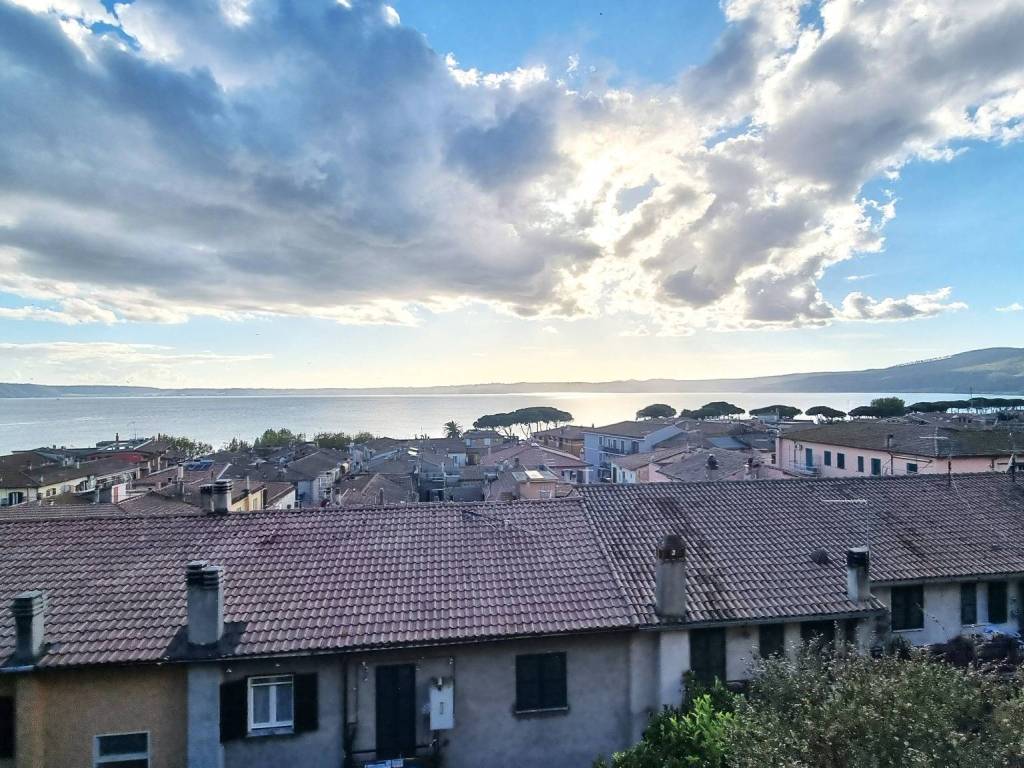 Appartamento a Trevignano romano in Via San Bernardino - Foto 5