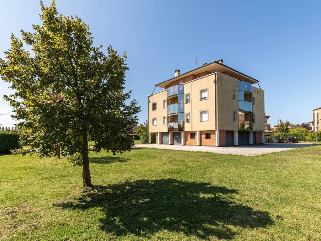 Appartamento a Castel maggiore in Via Mario Pinardi, 13 - Foto 2
