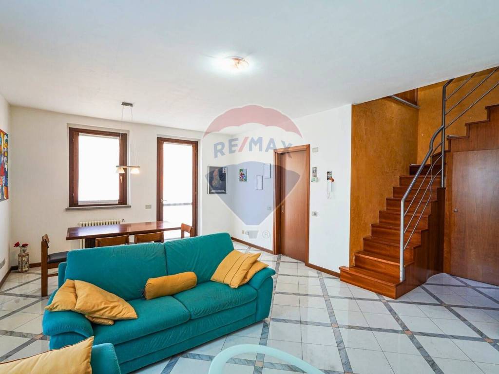 Appartamento a Mozzo in Via Papa Giovanni XXIII, 18 - Foto 2